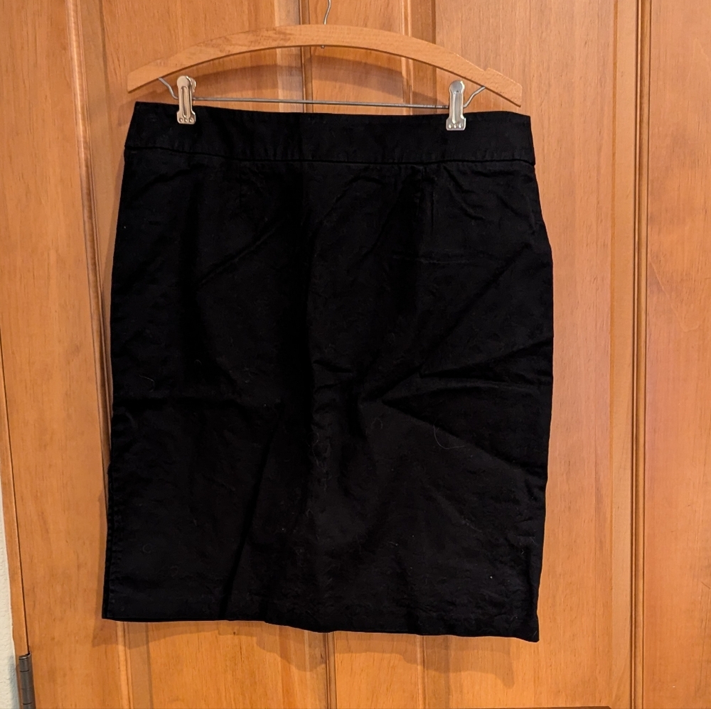Worthington Essentials Black Skirt